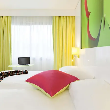 Ibis Styles Bordeaux Médard Hotel