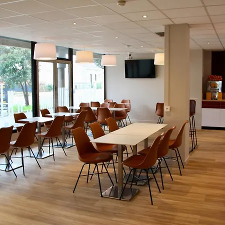 Ibis Styles Bordeaux Medard Отель Сен-Медар-ан-Жаль