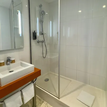 Ibis Styles Bordeaux Medard ホテル