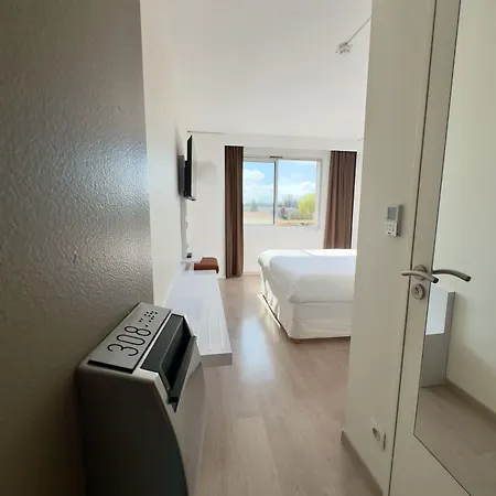 Ibis Styles Bordeaux Medard 호텔 생-메다르-앙-잘