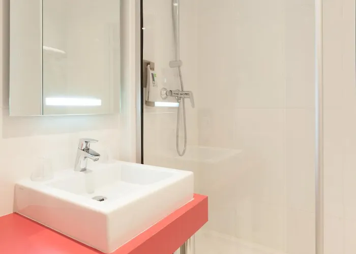 Ibis Styles Bordeaux Médard Hotel