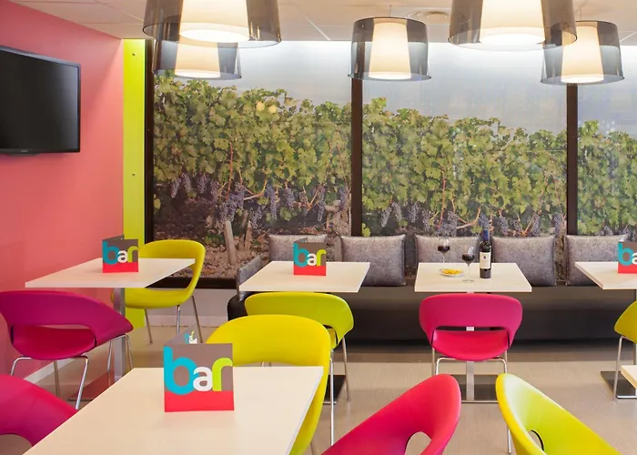 Ibis Styles Bordeaux Médard Hotel 3*