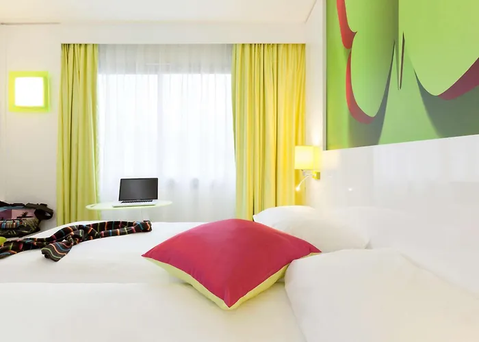 Ibis Styles Bordeaux Médard Hotel