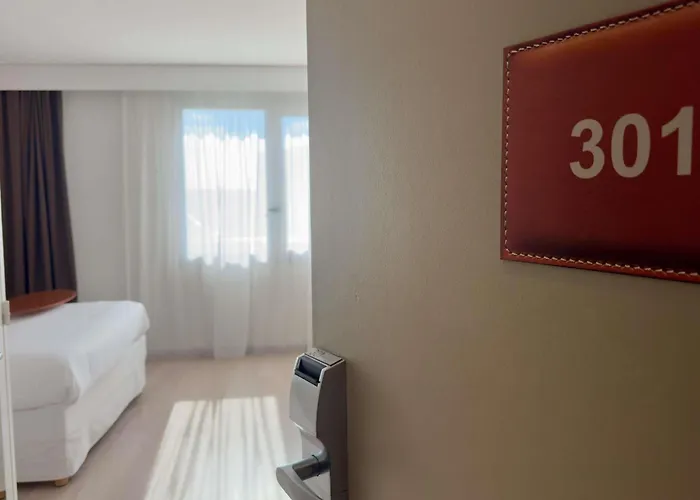 Hotel Ibis Styles Bordeaux Medard