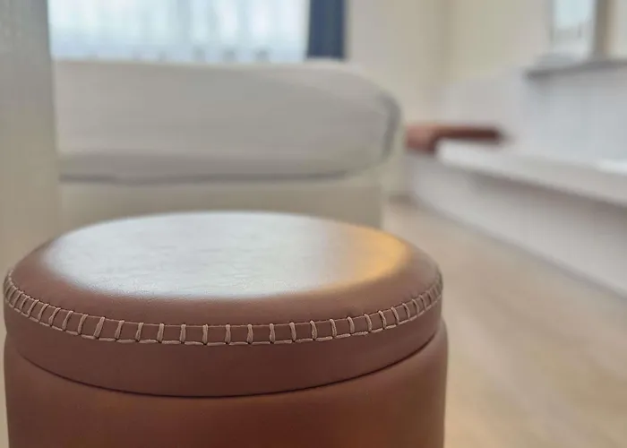 Ibis Styles Bordeaux Medard Hotel