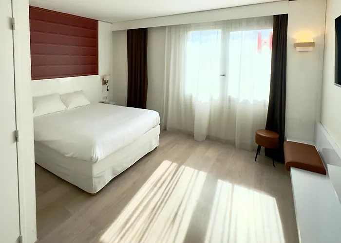 Hotel Ibis Styles Bordeaux Medard 3*