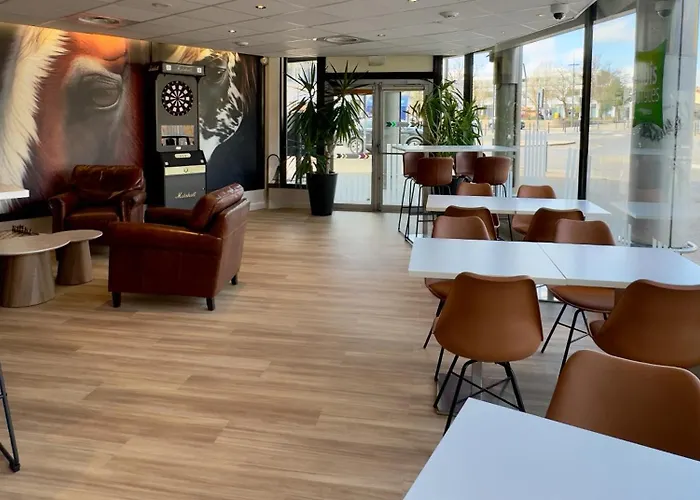 Ibis Styles Bordeaux Medard Hotel 3*