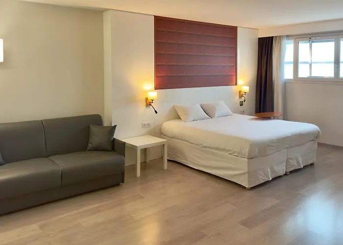 Hotel Ibis Styles Bordeaux Medard 3*