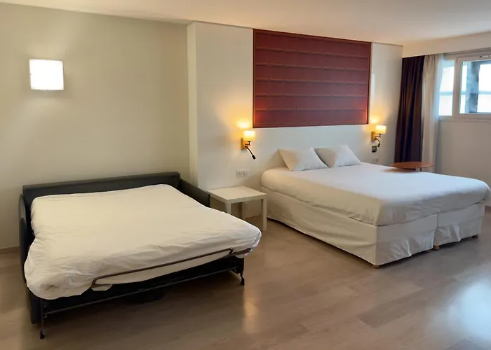 Hotel Ibis Styles Bordeaux Medard